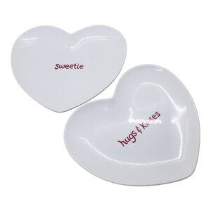 2 Pottery Barn Kids Valentine Melamine Plates Heart Shaped Hugs & Kisses Sweetie